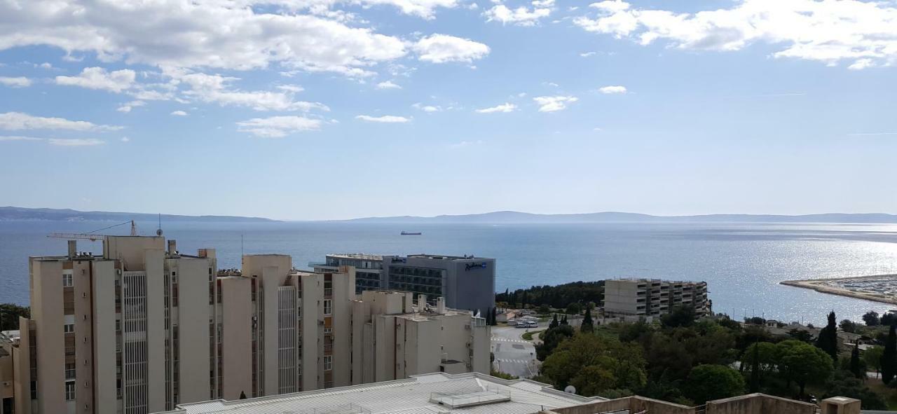 Apartment Dora Split Bagian luar foto