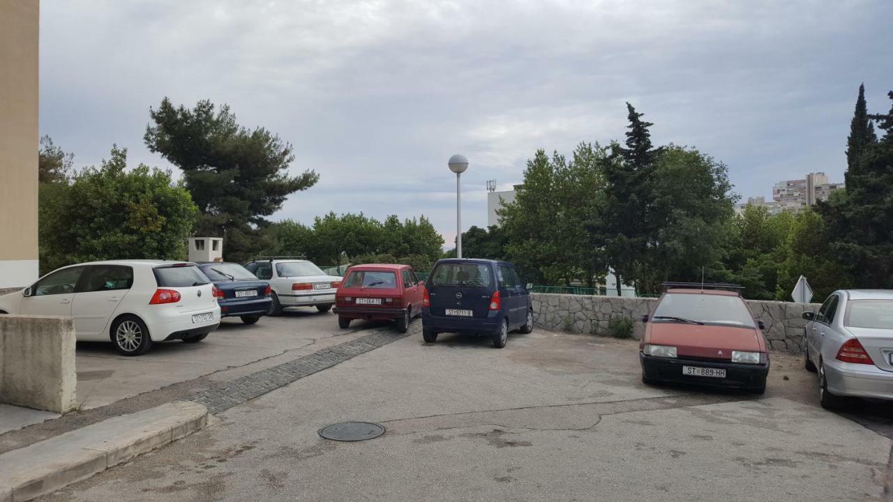 Apartment Dora Split Bagian luar foto